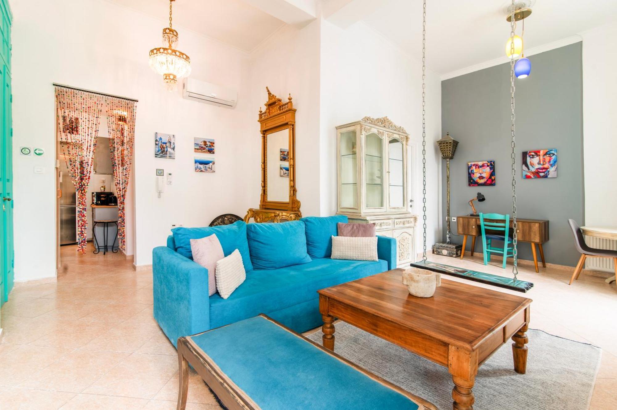 Neoclassical Loft In Monastiraki - Acropolis And Metro Афины Экстерьер фото